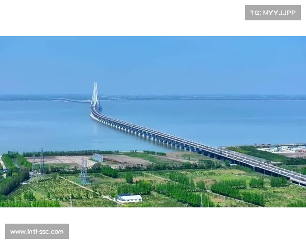 环崇明岛赛道穿越长兴岛郊野公园与长江大桥等地标景观线路设计